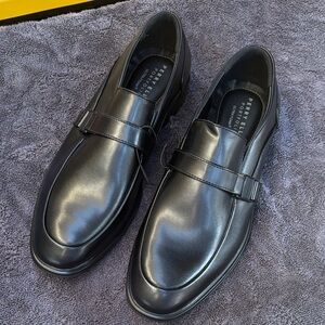 Perry Ellis Men's Classic Black Leather Loafers